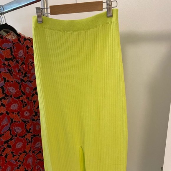 NWOT Free People Skyline Midi Skirt in Electric Lime, Size XS - Picture 7 of 8